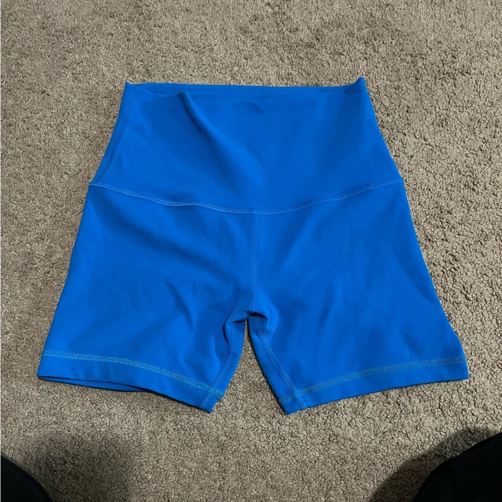 Lululemon Poolside align shorts